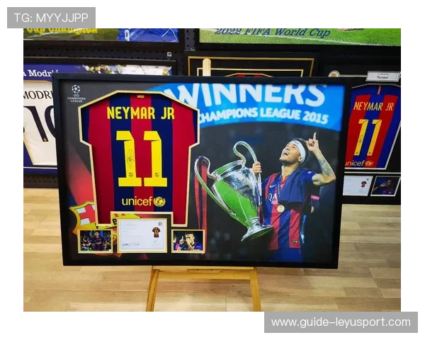 内马尔晒私人摄影集，粉丝评论炸裂