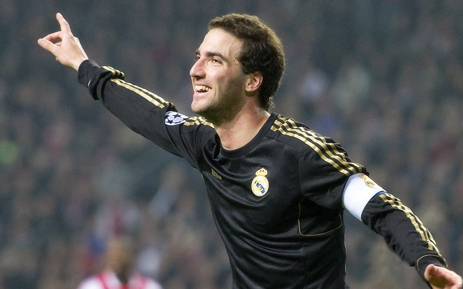 恩波利中前场协作提高进攻效率，恩波利主帅